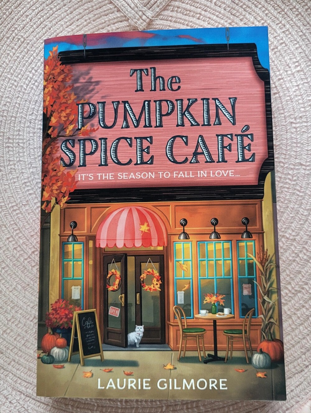 The Pumpkin Spice Café by Laurie Gilmore - Paperback Never Read